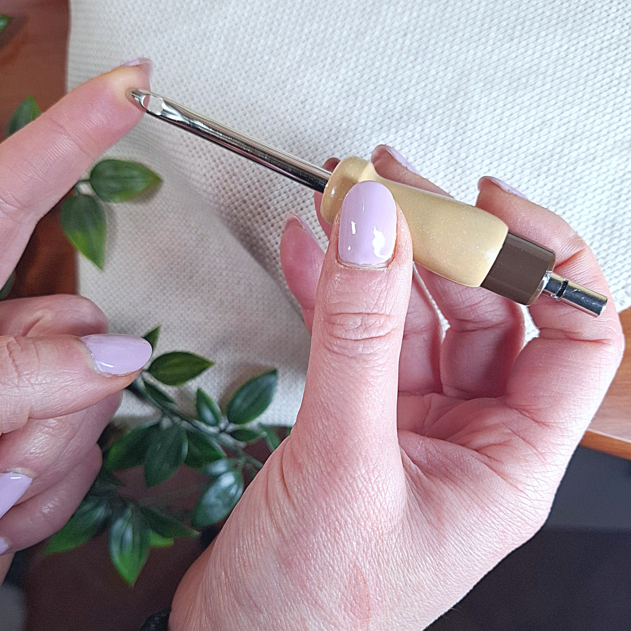 punch needle Lavor da 5,5 mm portato ad una delle sue lunghezze massime