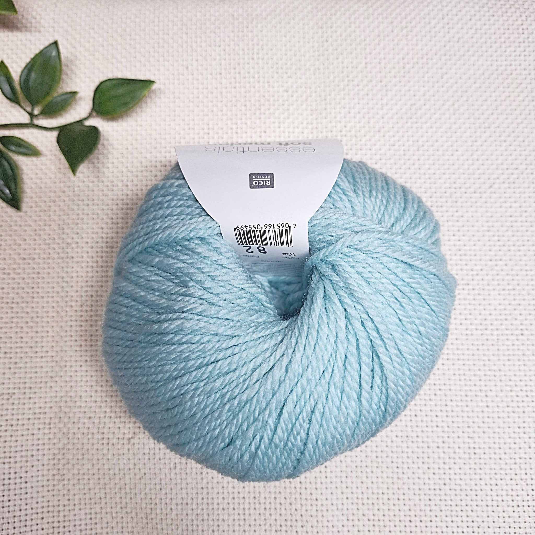 filato per punch needle spessore Aran verde giada