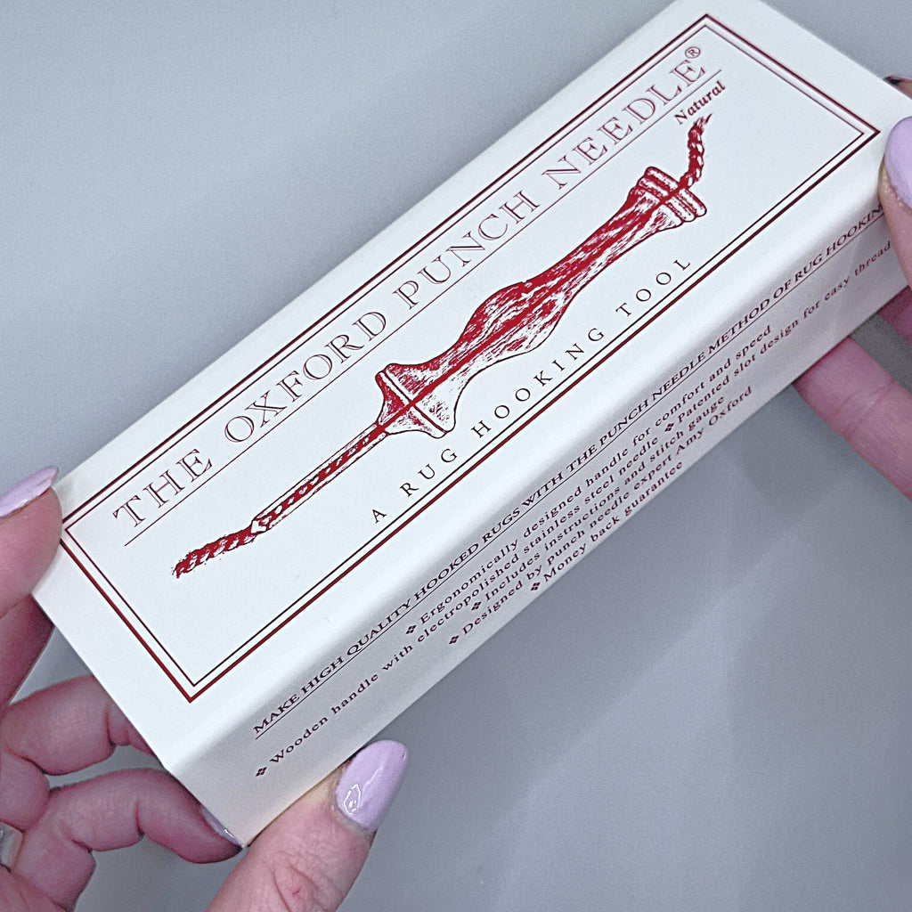 scatola che contiene uno degli Oxford Punch Needle Fine