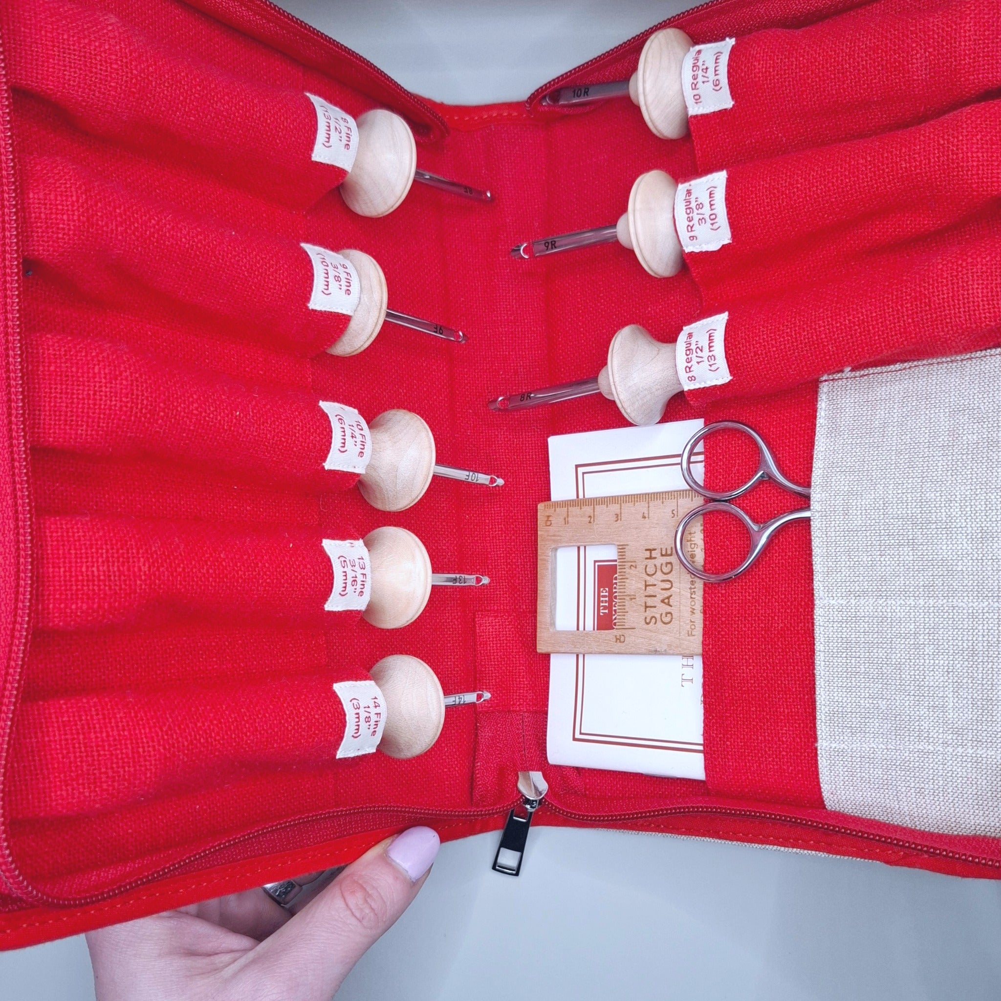 cofanetto set completo aghi Oxford semi aperto