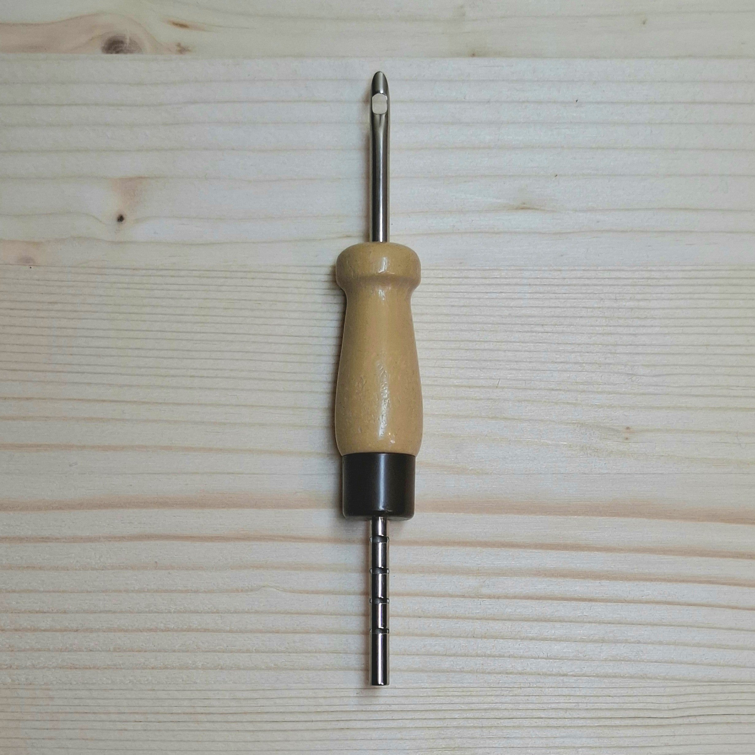 Lavor Punch Needle 4mm - Ago Regolabile (Filati Medi)