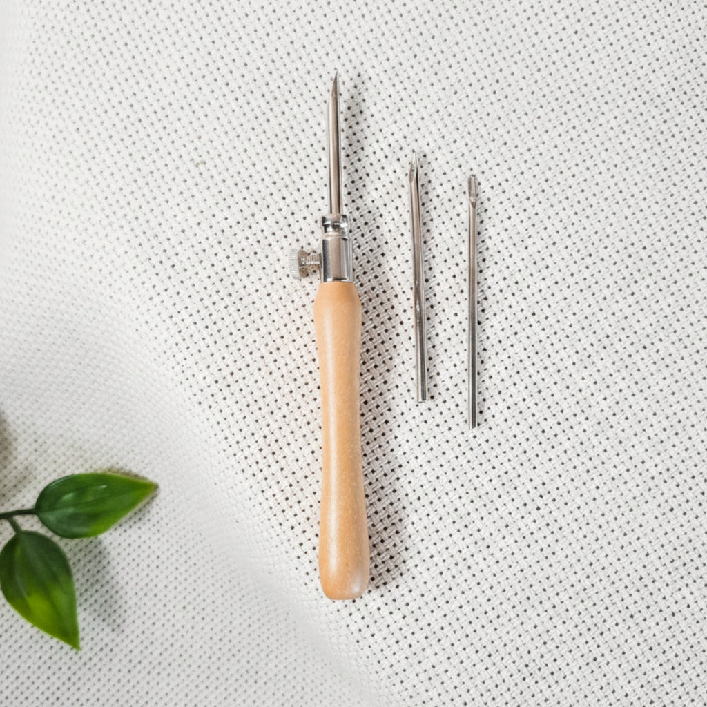 punch needle marca "Lavor" con  punte intercambiabili